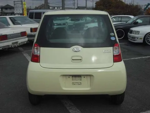 Daihatsu Esse