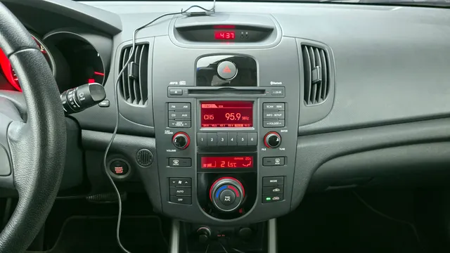 Kia Cerato (Forte)