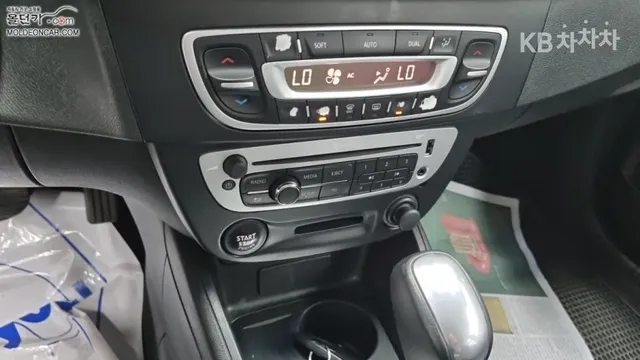Renault SM3
