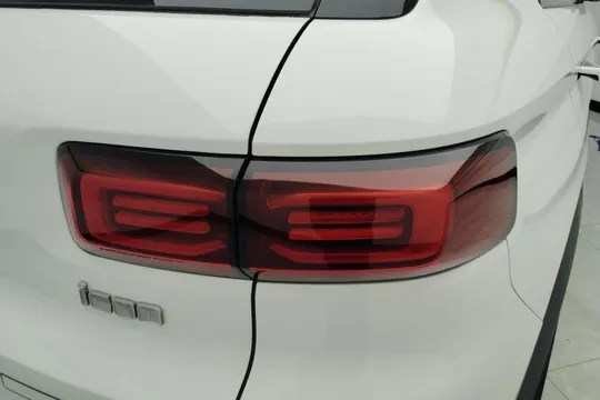 Geely Icon