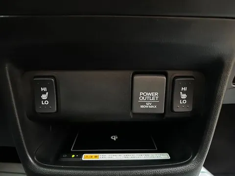 Honda N-BOX Slash