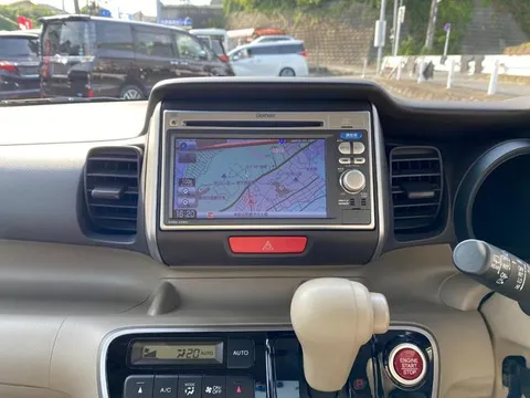 Honda N-BOX Plus