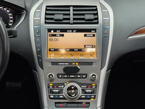 Lincoln MKZ