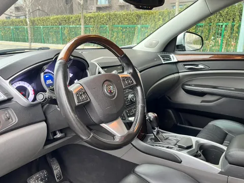 Cadillac SRX