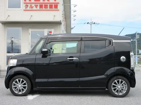 Honda N-BOX Slash