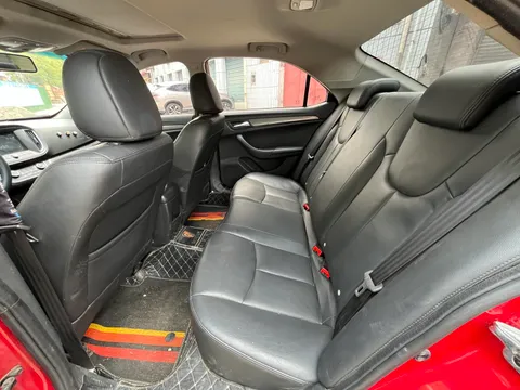 Roewe 360