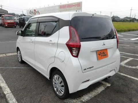 Mitsubishi eK Wagon
