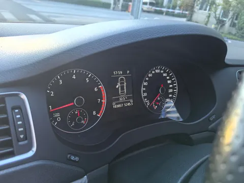 Volkswagen Sagitar
