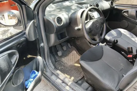BYD F0