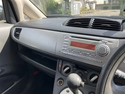 Subaru R1