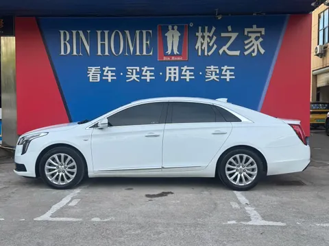 Cadillac XTS
