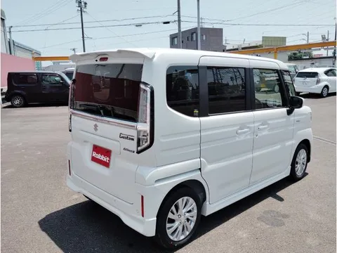 Suzuki Spacia Custom