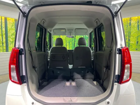 Mitsubishi eK Space