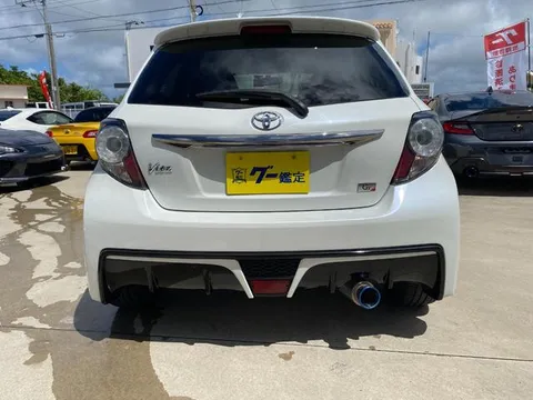 Toyota Yaris (Vitz)