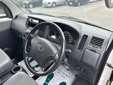 Toyota TownAce Van