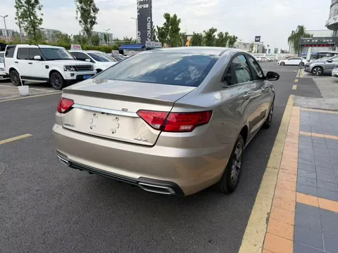 Geely Emgrand GL