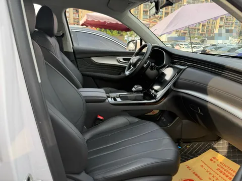 Roewe RX5