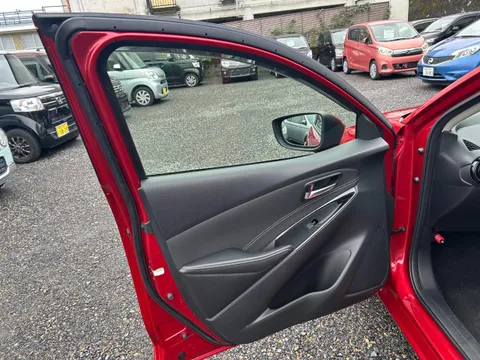 Mazda Mazda2 (Demio)