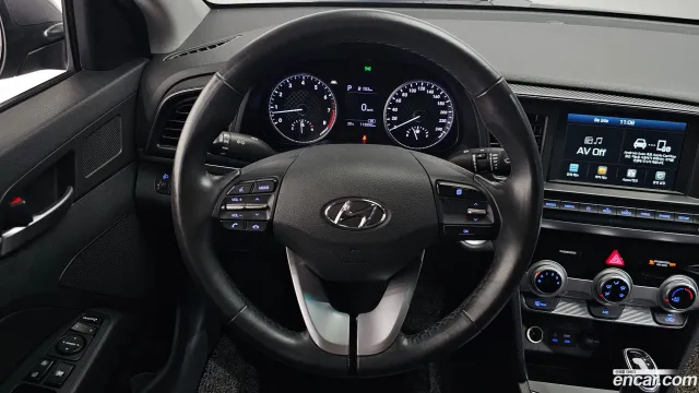 Hyundai Elantra (Avante)