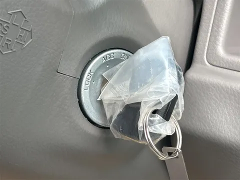 Nissan Clipper Van