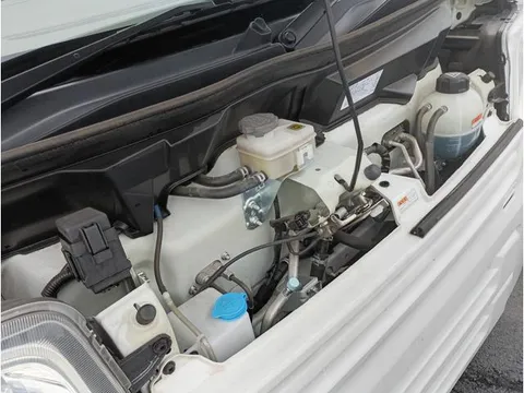 Mitsubishi Minicab Van