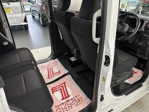 Suzuki Spacia Custom