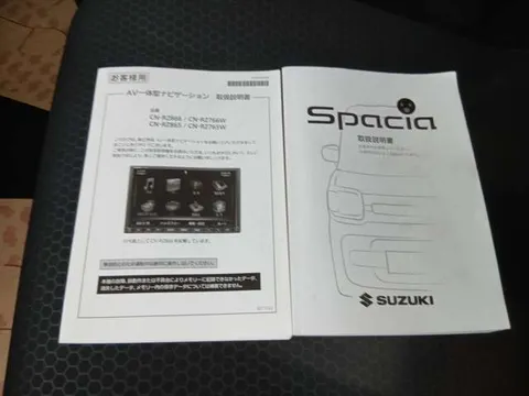 Suzuki Spacia