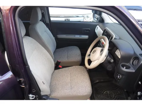 Daihatsu Mira Tocot