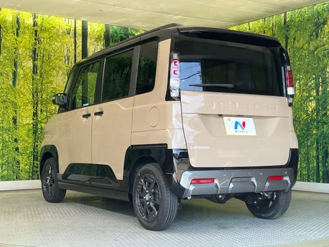 Mitsubishi Delica Mini