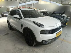 Lynk & Co 01