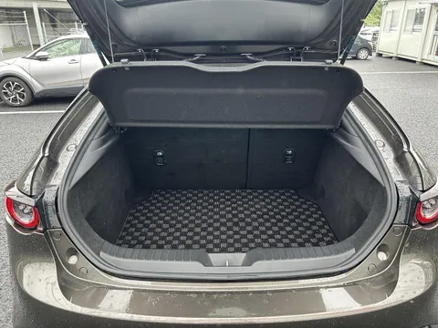 Mazda MAZDA3 Fastback