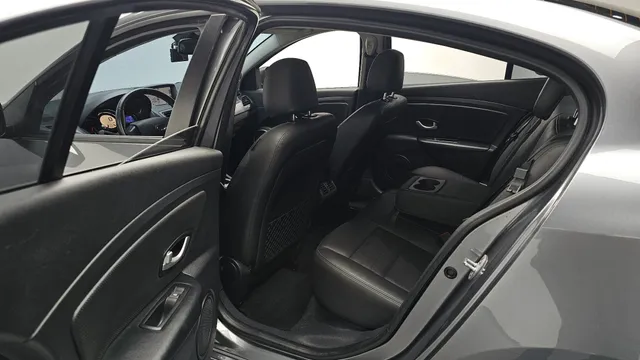 Renault SM3