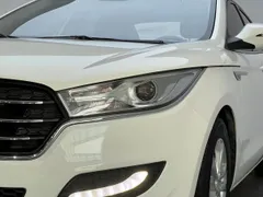 Bestune B50
