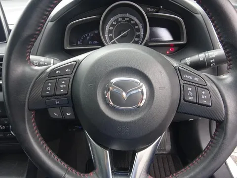 Mazda Axela Sport
