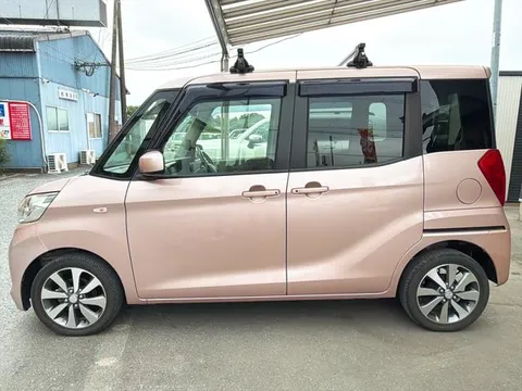 Mitsubishi eK Space
