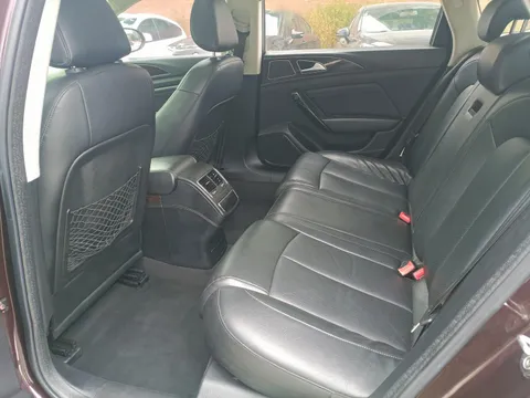 Zotye Z700
