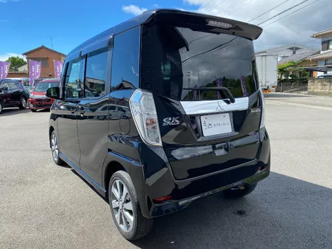 Mitsubishi eK Space Custom