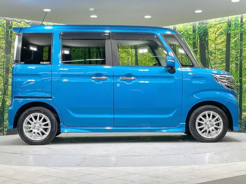 Suzuki Spacia Custom