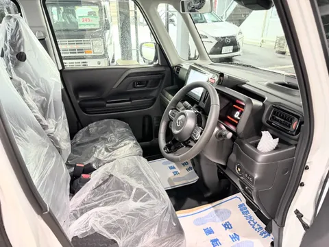 Suzuki Spacia Gear