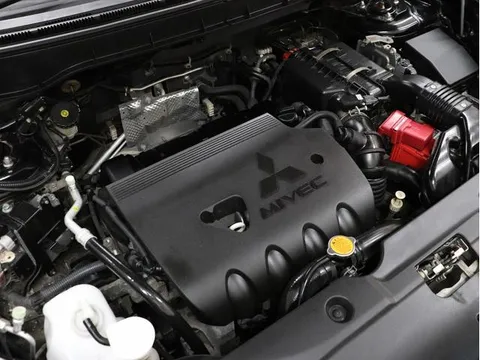 Mitsubishi RVR