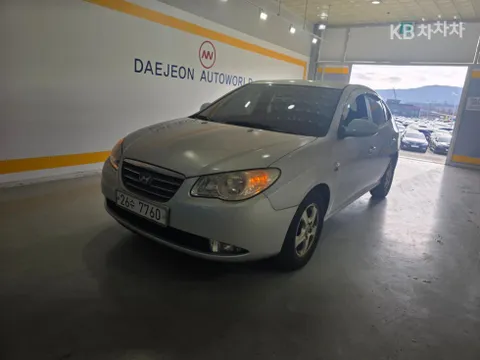 Hyundai Elantra (Avante)