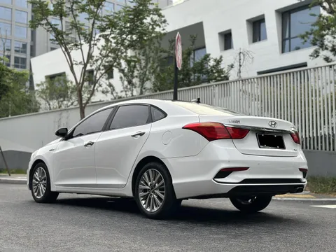 Hyundai Mistra