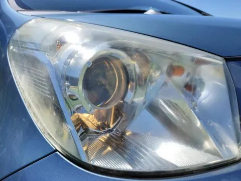 Toyota iQ