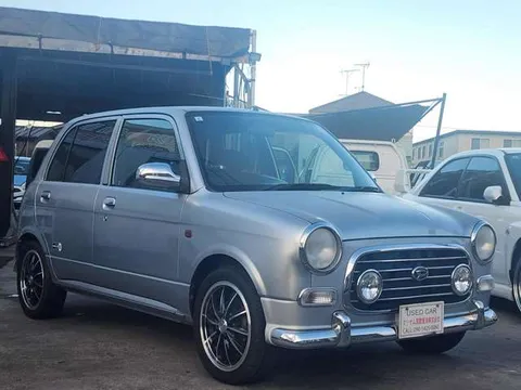 Daihatsu Mira Gino