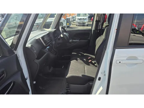 Mitsubishi eK Space Custom