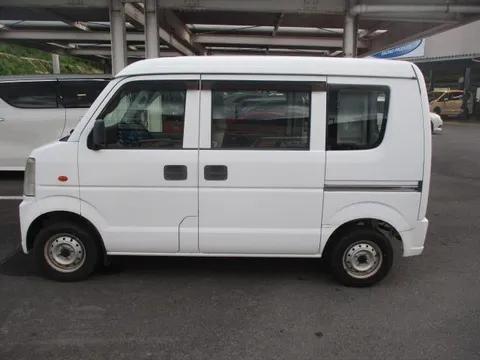 Mitsubishi Minicab Van