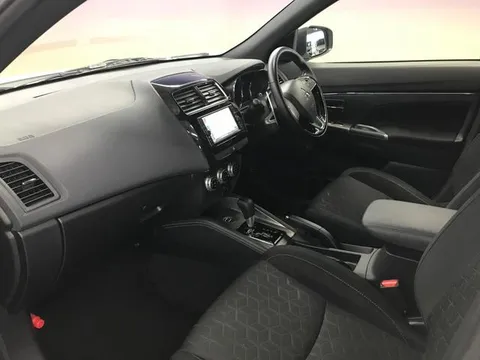 Mitsubishi RVR