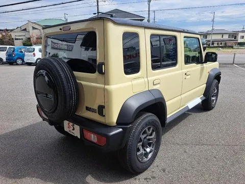 Suzuki Jimny Nomade