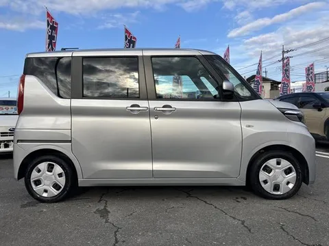 Mitsubishi eK Space