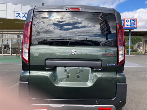 Suzuki Spacia Gear